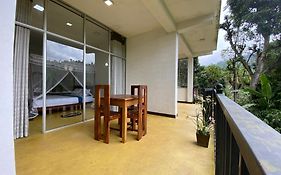 Rawana Rock Road Home